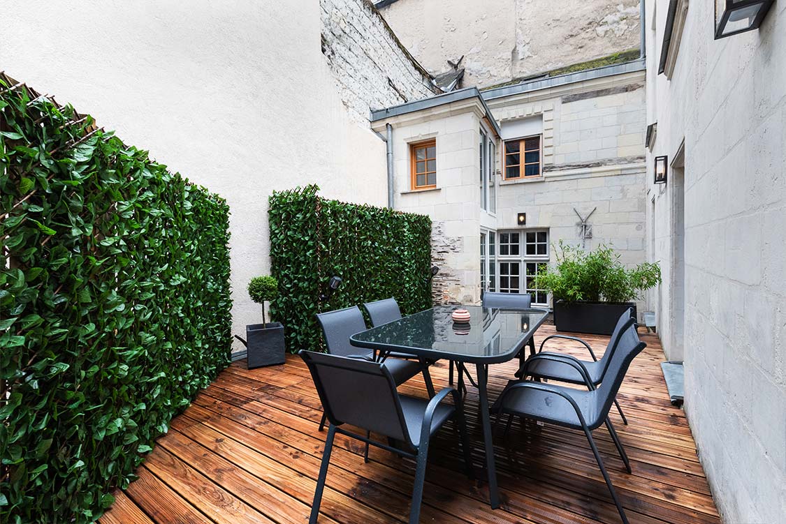 Grande terrasse privative pour location courte durée à Angers